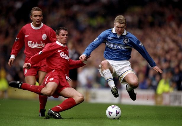 德国杯战报：昂达夫破门，斯图加特2-0十人波鸿（德国杯：昂达夫建功，斯图加特2-0击败十人波鸿）