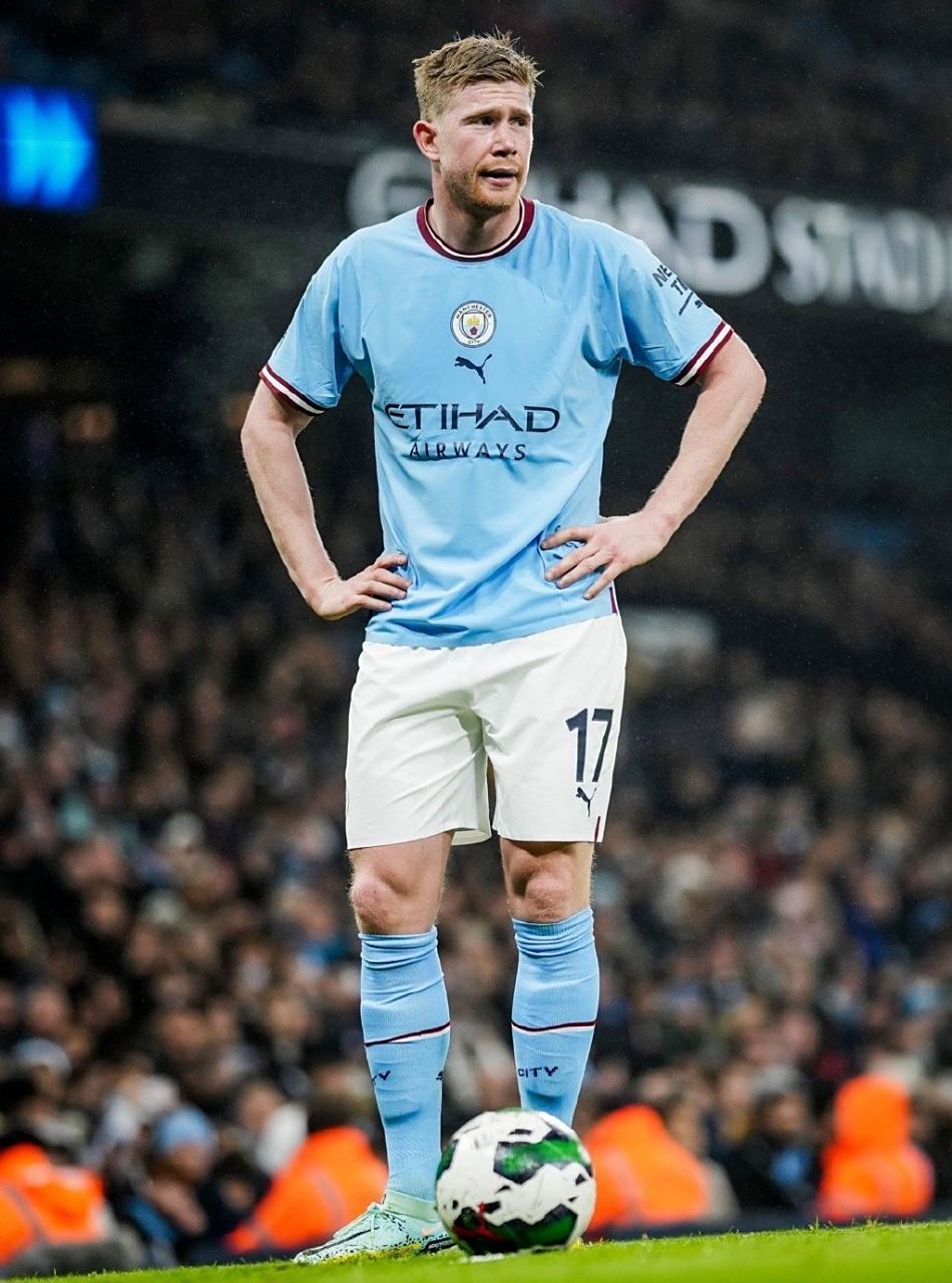 吴少聪女友晒足协杯冠军奖牌：男朋友带的苏州特产（吴少聪女友晒足协杯冠军奖牌：笑称男友带回的苏州特产）