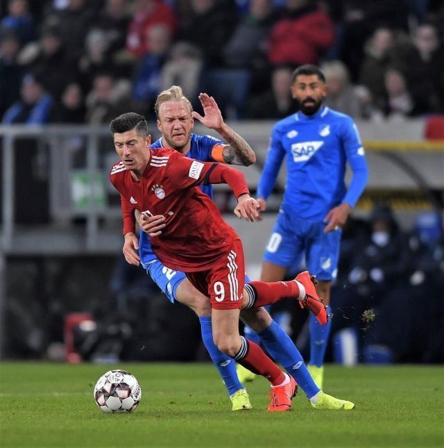 罗马诺：曼联并未与阿德耶米经纪人接触，也没与多特谈判