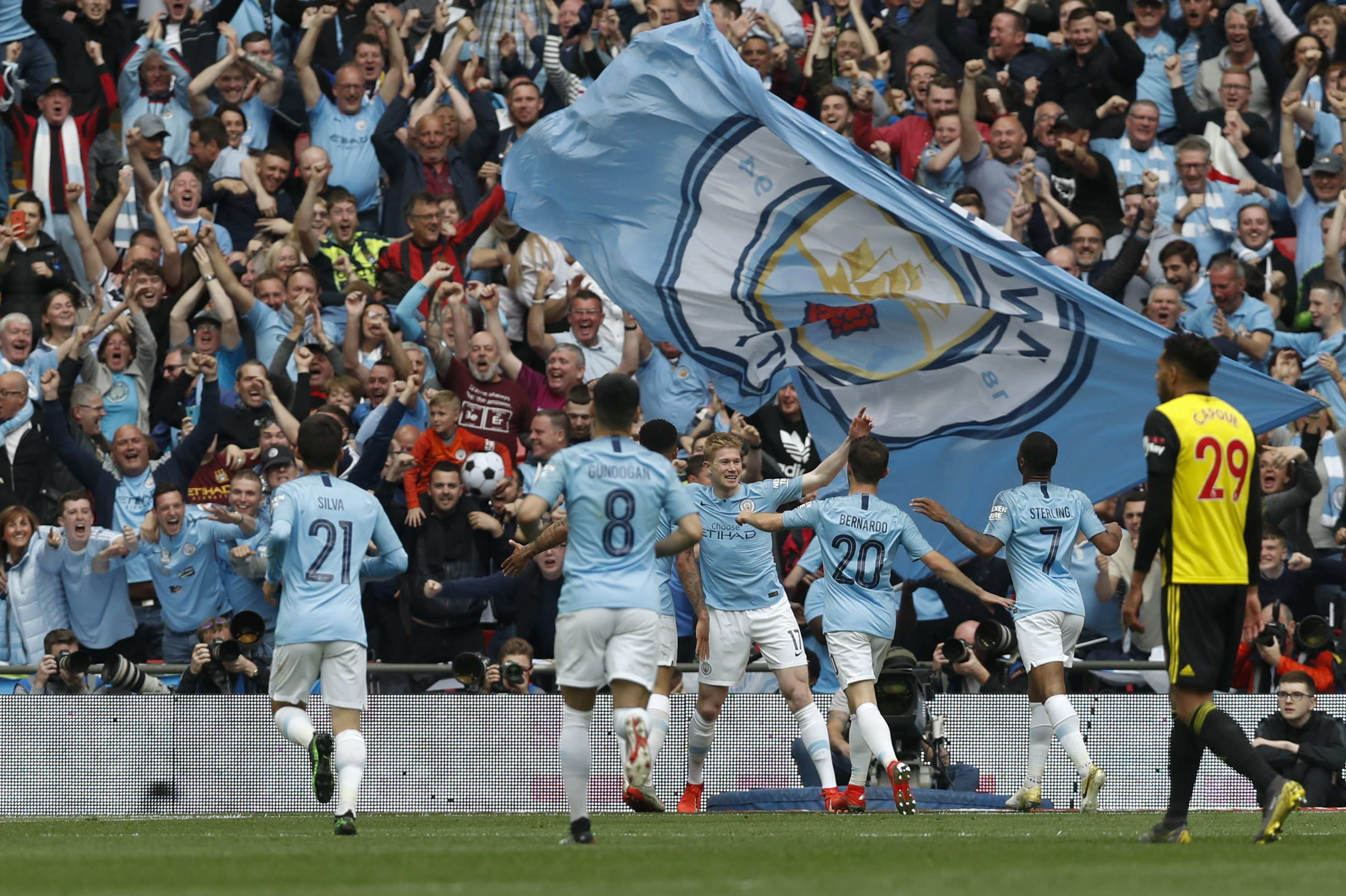 阿莫林：德利赫特这次伤病是小问题，他应该能出战下轮比赛