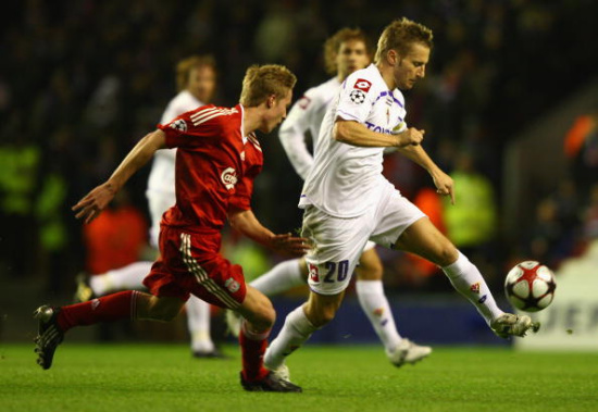 郭艾伦斩获MVP，终于圆梦，球迷释然