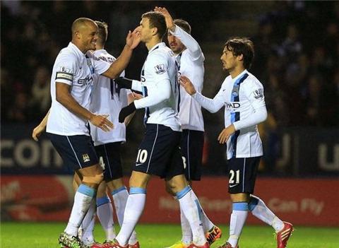 西甲前瞻：瓦伦西亚状态逐渐回暖，莱万特作客迎接德比硬仗（西甲展望：瓦伦西亚回暖势头明显，莱万特客场迎德比考验）