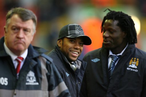 太阳报：森林后卫埃纳在养伤期间和其他球员的女友谈恋爱